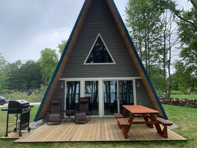 Life'S A Hoot Villa Au Gres Exterior photo